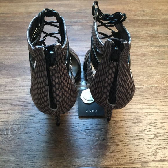 ZARA Leather Sandals:Black/Grey, US 7.5, 8/EUR 38, 39 - Picture 5 of 7